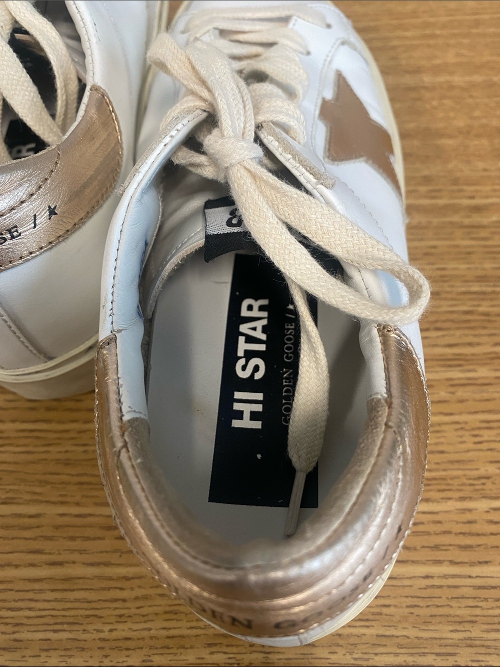 Golden Goose White Leather Sneakers with Metallic Gold Star - Picture 4 of 13